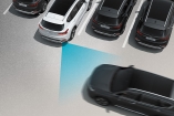 Впервые модель Hyundai использует систему предупреждения столкновений при выезде с парковки задним ходом.